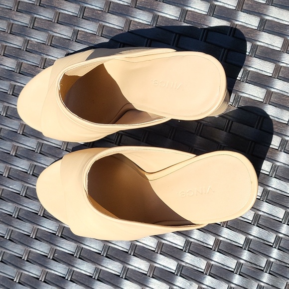 Vince - Picture 2 of 9